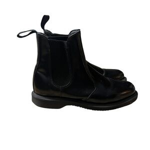 DR. MARTENS Flora Chelsea Boots in Classic Black Leather Size 6